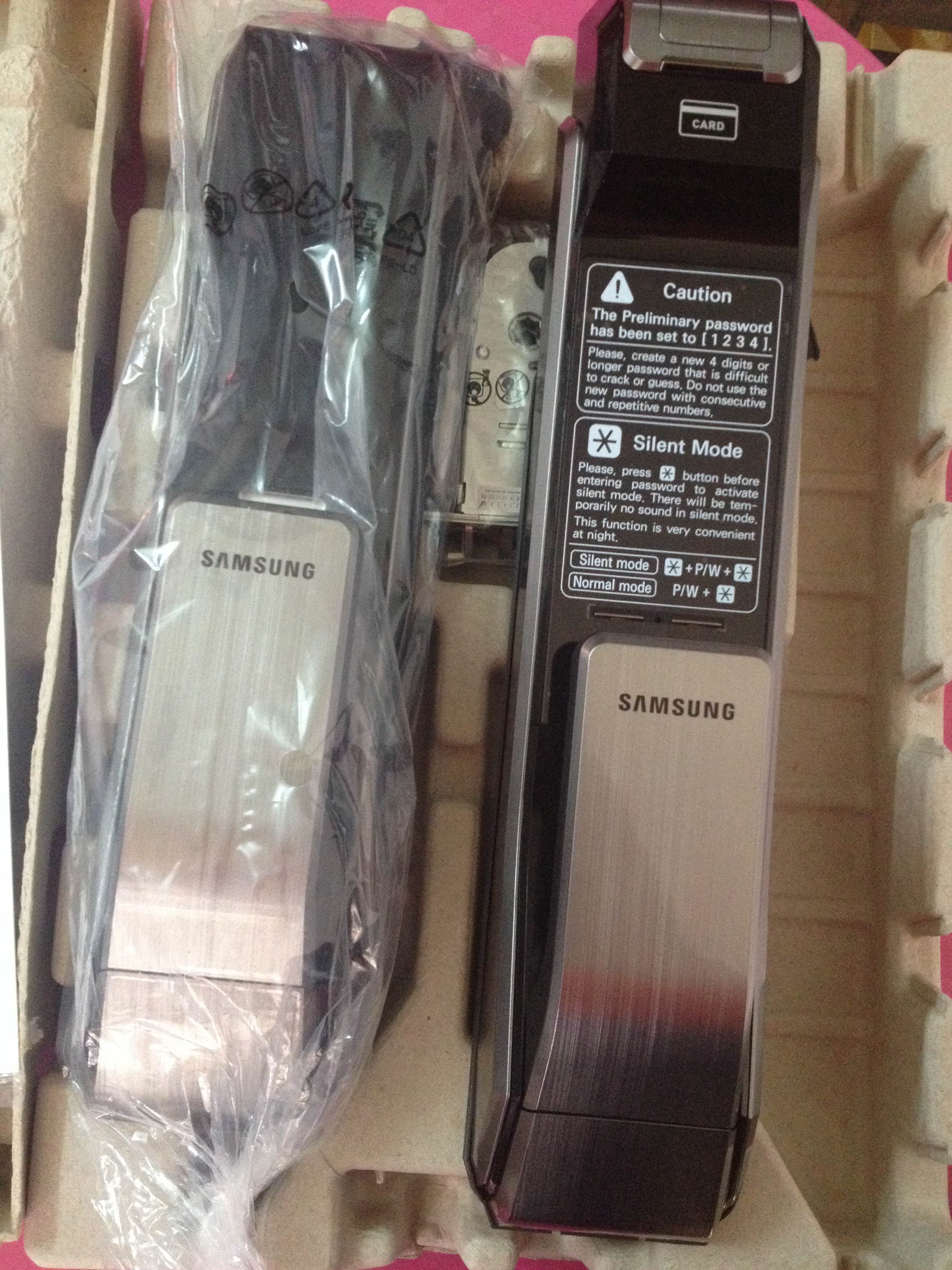 thanh lý khóa cửa vân tay thẻ từ Samsung